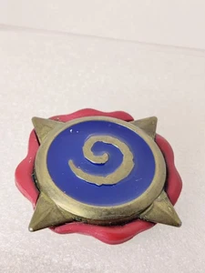 Hearthstone Emblem Button Pin Brooch Crafting Wallet Display  World Of Warcraft - Picture 1 of 2