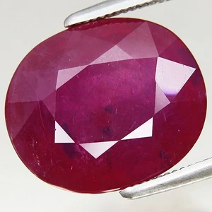6.16ct t.w 12.3x10.4mm Oval Natural Heated Red Ruby Gemstone Madagascar, Africa - Picture 1 of 4