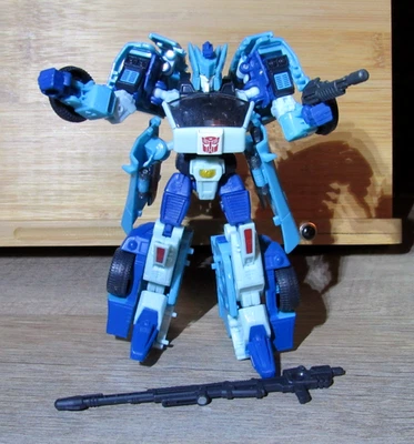 Transformers Generations Blurr  Hasbro Deluxe 2010 CHUG IDW COMPLETE Adult Owned - Image 1 of 4