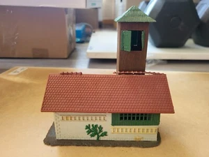 HO/1:87 Faller casa de bomberos L12cm x B7cm x H13cm - Imagen 1 de 4