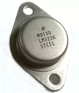 LM323K Regolatore di Tensione Regolabile 5V, 3A in Confezione Acciaio T0-3, - Foto 1 di 2