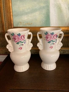 ROYAL COPLY -PAIR OF CHARMING MATCHING VASES-VERY VINTAGE - Picture 1 of 4