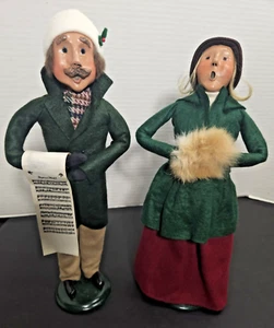 Byers' Choice 1991 Man & Woman (26/100) Carolers Sheet Music Joyeux Noel Muff - Picture 1 of 20