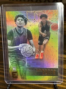 π 2021 Essentials JALEN GREEN RC ROOKIE CARD HOLO REFRACTOR # 104 RocketS - Picture 1 of 6
