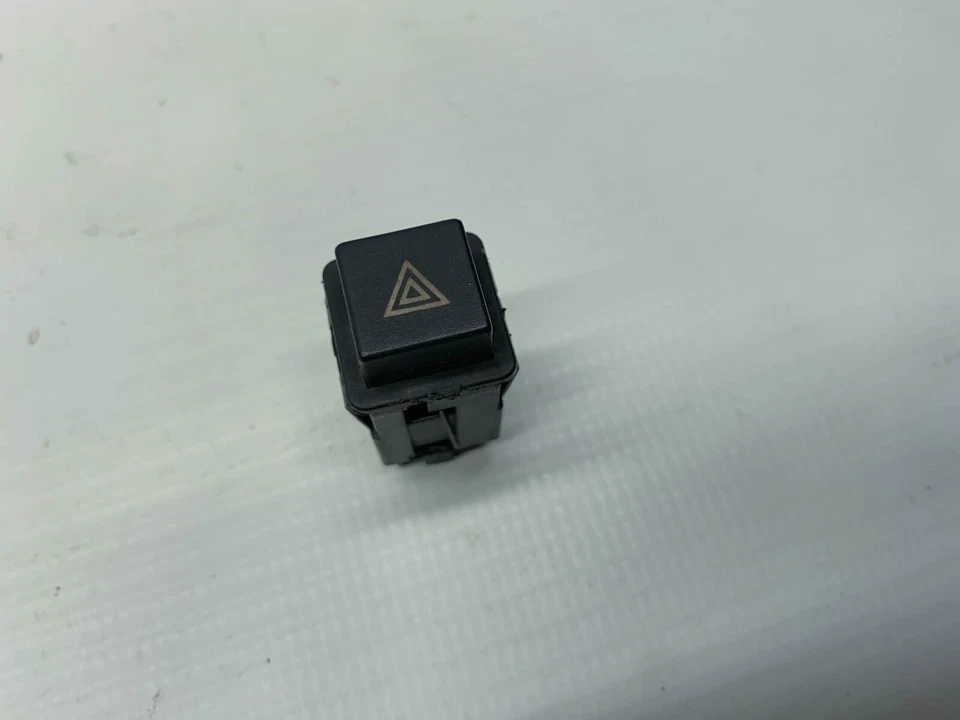 Moto Guzzi V65 Florida Warnblinker Schalter Knopf Warning Light Switch (2) 94' - Imagem 1 de 4