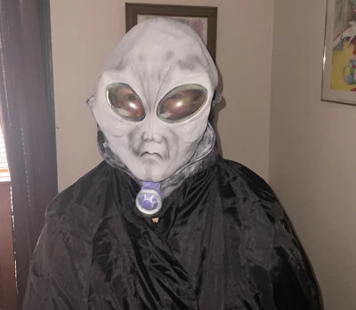 Halloween  Costume Alien Mask Cape  Adult Monster ET  Bulging Eyes - Image 1 of 4