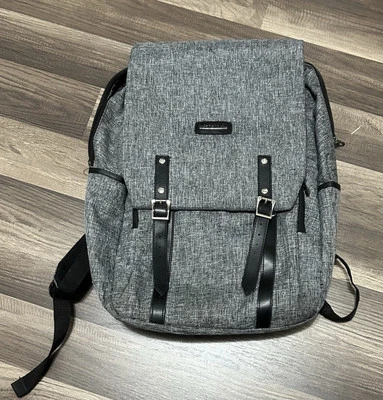 新秀丽 Faneuil Jefferson 现代笔记本电脑大号灰色背包状况良好/干净 — 第 1/4 张图片
