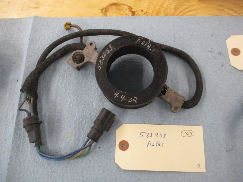 EVINRUDE JOHNSON OUTBOARD TRIGGER RAPAIR REPLACES 583853 (X17) - Image 1 of 1