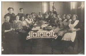 V7608/ Haushaltungsschule Foto AK 1914 - Picture 1 of 2