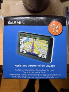 Garmin nüvi 255W 4.3 inch GPS Navigator With Dash Mount and USB Charger bundle - Picture 1 of 10