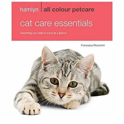 Cat Care Essentials: Hamlyn All - Paperback, by Riccommini Francesca - Good Foto 1 de 2