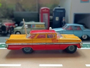 Corgi Toys 480 Chevrolet Impala Taxi *with cast wheels* - Picture 1 of 8