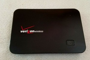 Novatel MIFI2200 Black Portable Verizon Wireless 3G Mobile Wi-Fi Hotspot Modem