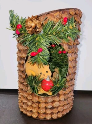 Cortador de árbol Lil ardilla de Navidad en cono de pino corteza tronco centro de mesa decoración de pared Foto 1 de 4