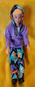 1990's Kevin (Barbie) Doll - Cool Teen Boyfriend of Skipper W/Outfit - Picture 1 of 18