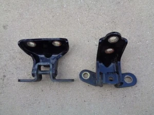 2006 HYUNDAI SONATA REAR DOOR HINGES PAIR UPPER & LOWER LEFT SIDE - BLUE OEM - Picture 1 of 6