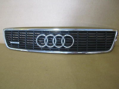 REJILLA AUDI A8 A 8 97 98 99 1997-1999 CON EMBLEMA CON quattro OEM hasta 12/99 Foto 1 de 4