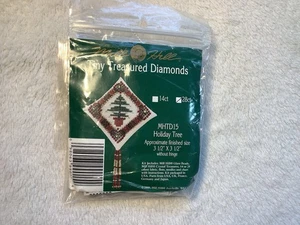 Mill Hill Tiny Treasured Diamonds ‘Holiday Tree’ Kit 28ct New - Picture 1 of 4