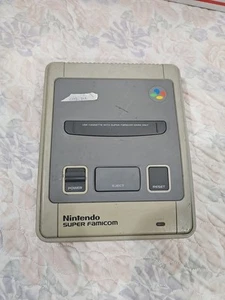 Nintendo Super Famicom Konsole Wie Ist Schaltet Dunklen Bildschirm Ein - Bild 1 von 1