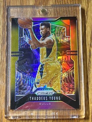 Thaddeus Young 2019-20 Panini Prizm Black Gold 3/5 Chicago Bulls #217 ¡Raro! 🔥🔥 Foto 1 de 3