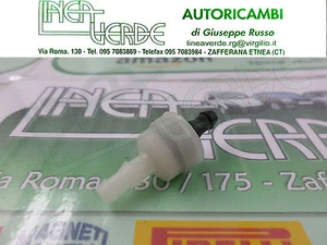 RACCORDO SPRUZZATORE TERGIVETRO 2 VIE CON VALVOLA ø 6 UN LATO ø 7 ALTRO LATO - Imagen 1 de 2