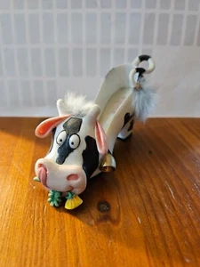 Willow Hall Shoo Shoo Cow Design #8 Figurine - Picture 1 of 5