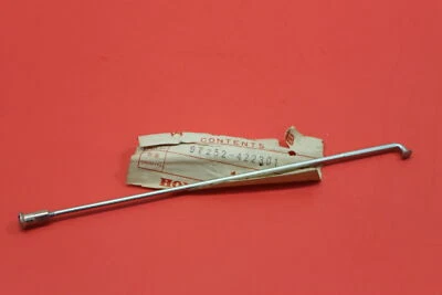 NOS Honda 8x98 Rear Wheel Spoke & Nipple 1979 CBX PART# 97252-422301  — 第 1/3 张图片