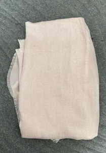 Sciarpa Nordstrom avvolgente frange orlo grezzo blush rosa leggera NUOVA con etichette - Foto 1 di 4