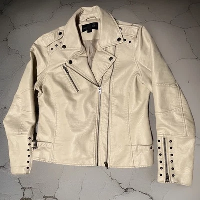 Chaqueta de Moto Colleen Lopez Imitación Cuero Tachonado Cremallera ~ Talla Mediana Foto 1 de 4