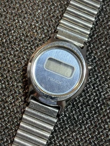 Vintage Timex Watch Women’s Digital Wristwatch 27mm Untested Parts/Repair - Picture 1 of 13