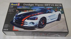 Revell Bausatz 1:24/1:25 Dodge Viper SRT 10 ACR für Slotcar - Bild 1 von 8