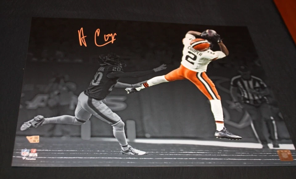Cleveland Browns AMARI COOPER #2 Signed Autographed 16X20 PHOTO FANATICS COA - Image 1 of 1