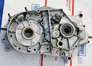 1966 KAWASAKI F2 TRAIL  175cc  OEM ENGINE CASE    W/VIN #F220223 - Picture 1 of 3