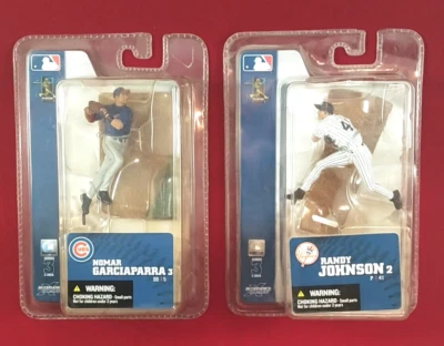 McFarlane lote de dos MLB 3 en mini figuras Cachorros Garciaparra y Yankees Johnson Foto 1 de 4