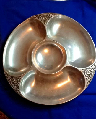 VINTAGE 'WILTON CO.' CHIP / DIP PLATTER 14" 3 SECTION (RARE) 052424b - Imagem 1 de 4
