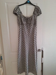 River Island Beige Black Gingham Check Short Sleeve Tiered Midi Dress - Sz 12 - Picture 1 of 5