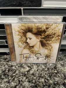 TAYLOR SWIFT - Fearless CD - Bild 1 von 3
