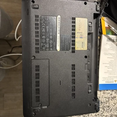 Dell Inspiron Mini 10 Foto 1 de 3