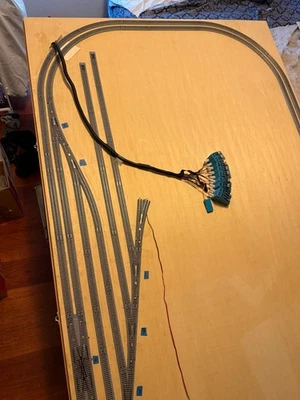 KATO N Scale UNITRACK 90 Pieces Straight Curved Switches Dbl. Track 91 x 45 in - Image 1 of 4