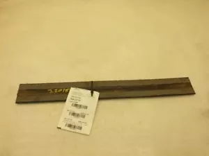 1997 TOYOTA T100 SR5 3.4L DRIVER SIDE REAR QUARTER PANEL MOULDING - Picture 1 of 12
