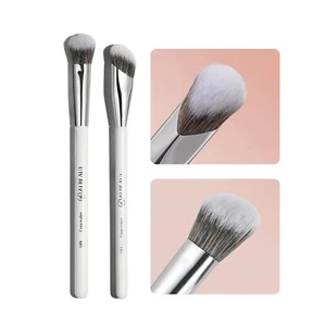 Concealer Makeup Brushes Set, Angled Under Eye Brightening for White - Picture 1 of 8
