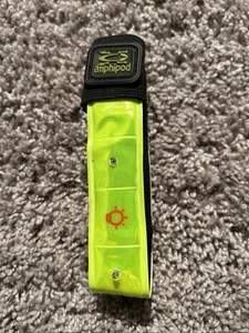 Amphipod Micro-Light Flashing LED's Reflective Arm Band - Adjustable Size Neon - Picture 1 of 4