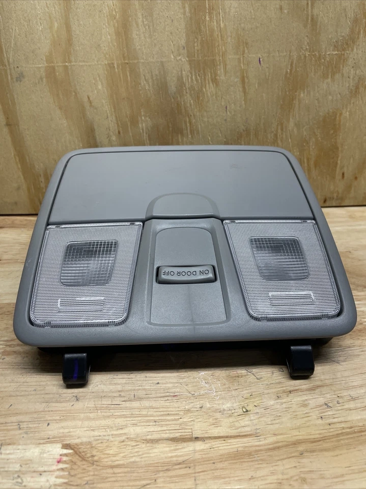 2012-2017 Hyundai Accent Upper Overhead Dome Light Lamp Gray OEM AK200417 - Image 1 of 4