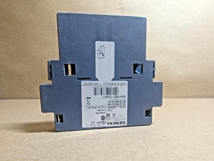 Siemens 3RH1921-1DA11 Auxiliary Contact Block, 1NO+1NC, 10A, (New NB) - Picture 1 of 5