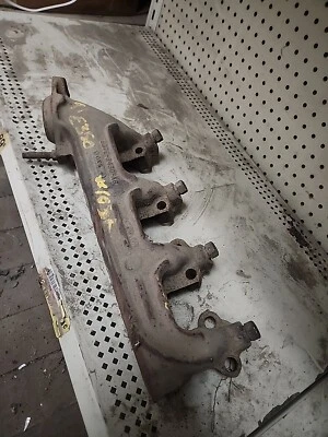 Colector de escape derecho Ford Bronco/F150/F250/F350 1988-1992 5,8 L 351 W E8TE-9430-AB Foto 1 de 4