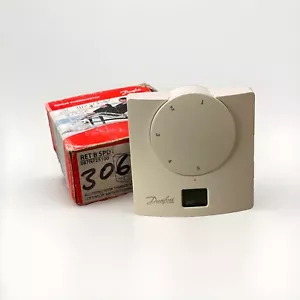 DANFOSS RET B SPDT HARDWIRED BATTERY ELECTRONIC ROOM THERMOSTAT LCD 087N725100 - Picture 1 of 2