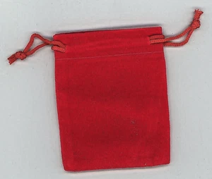 1 Bolsa de Regalo Terciopelo Rojo 3 5/8" H x 2 7/8" W Bolsa con Cordón para Joyería Nueva B6-C9 - Imagen 1 de 2