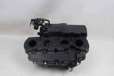 Montaje de caja de aire Honda CB1000R 2012 admisión Foto 1 de 4