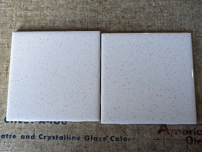  American Olean 4 1/4" Cerámica 4 piezas Azulejo Sal y Pimienta Negro Moteado Brillante Foto 1 de 4