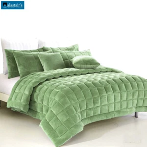 Conjunto de edredón/edredón de visón sintético Augusta Sage de Alastairs - Imagen 1 de 8